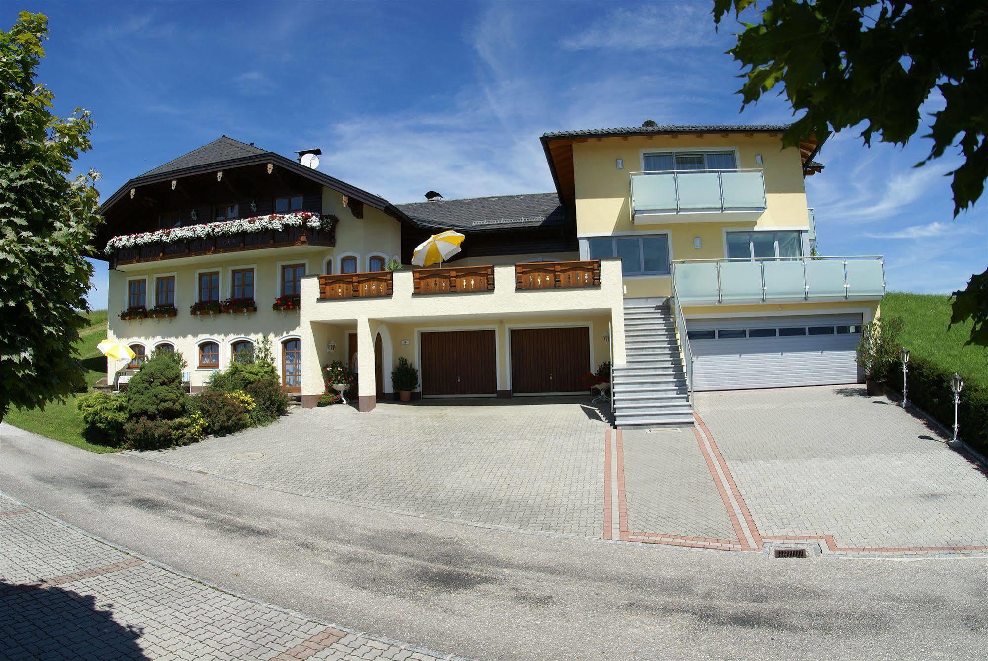 Gaestehaus Stabauer Mondsee Kültér fotó